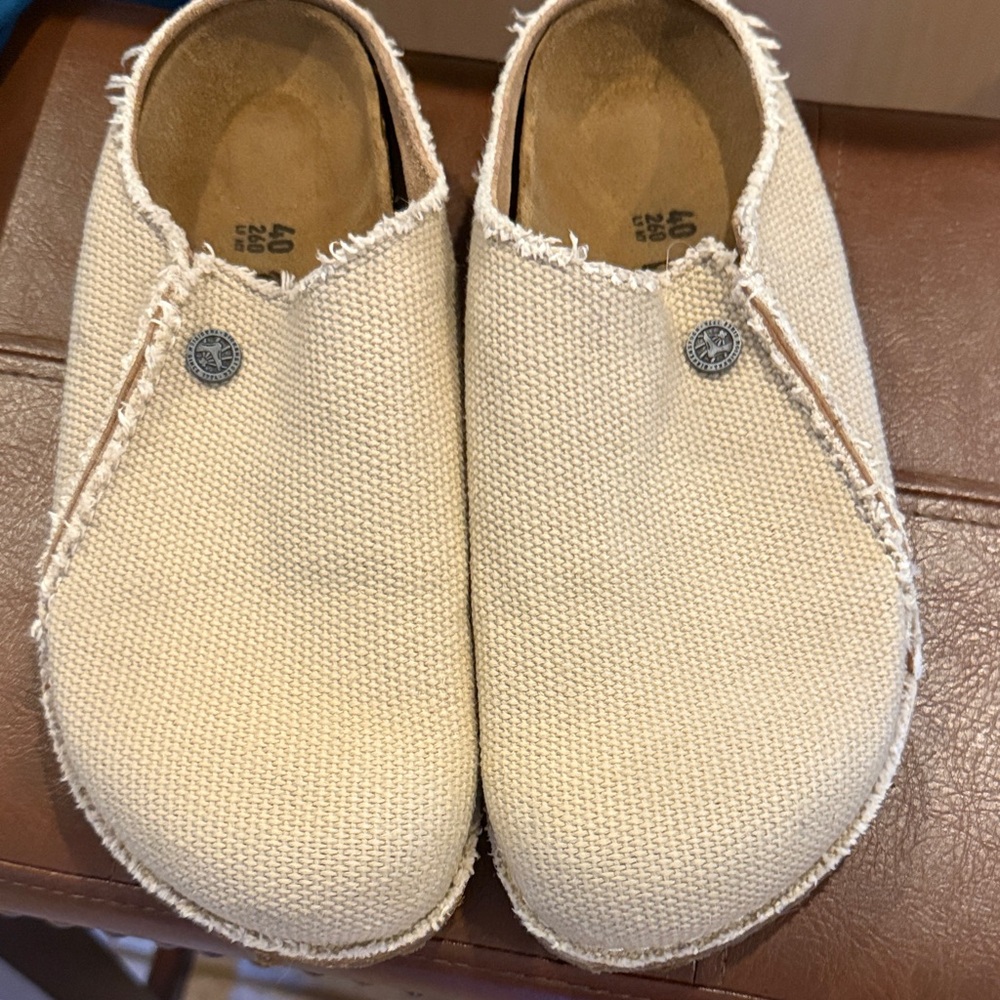 Birkenstock Beige Slip-On Shoes. Size 40